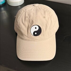 Tan Yin Yang Dad Hat